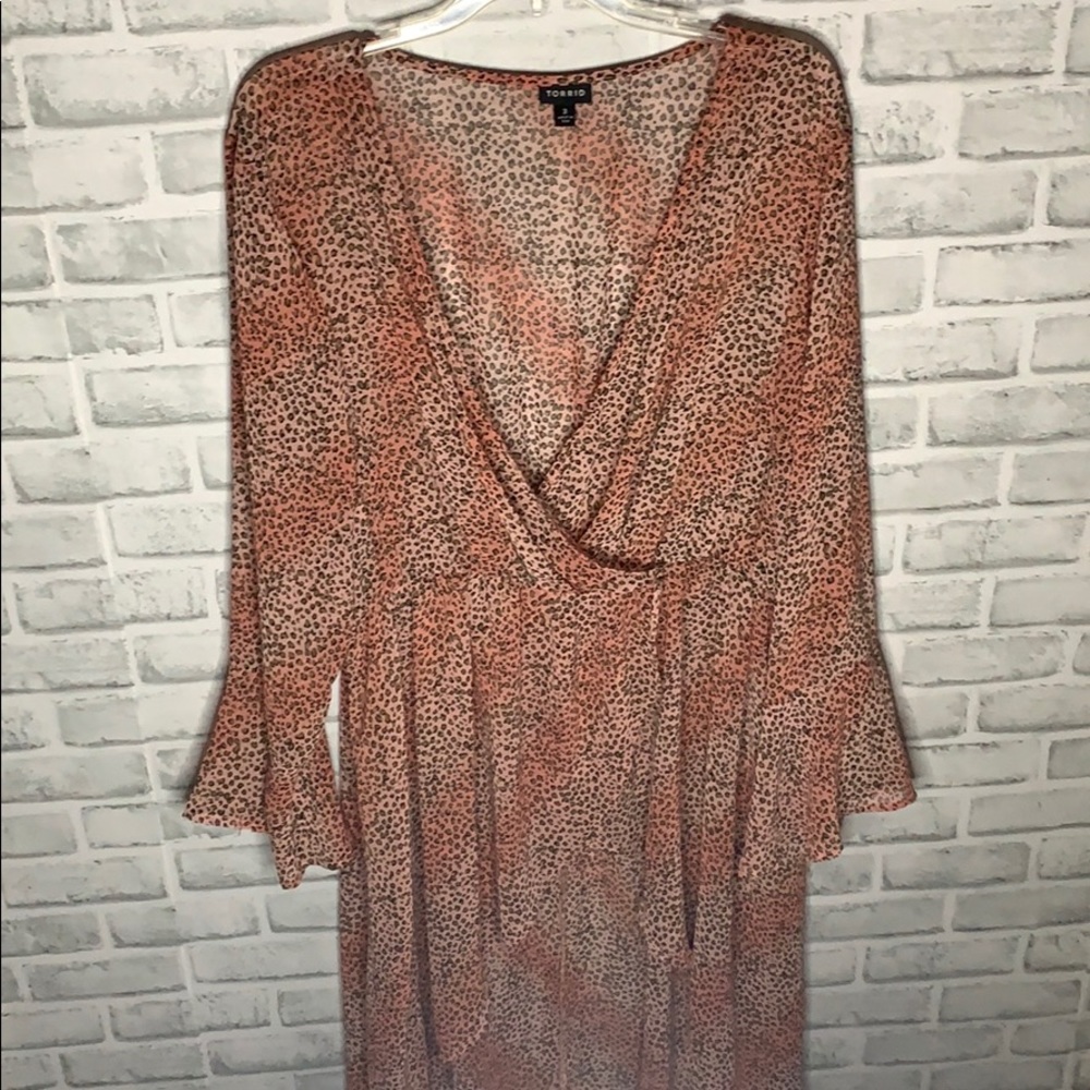 🐆LEOPARD CHIFFON HI-LO BELL SLEEVE BABYDOLL TOP🐆